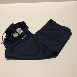 Boys Navy Blue Nike Drifit x-large athletic pants